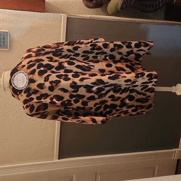 Cheetah Print Women's Cardigan - Picture 6 of 7